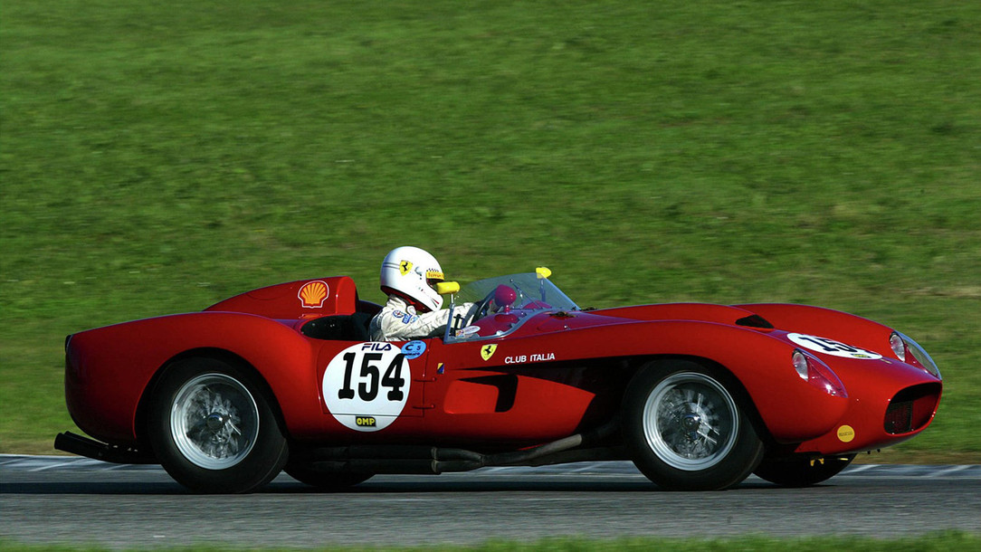 La 250 Testarossa, una delle più belle Ferrari carrozzate Scaglietti