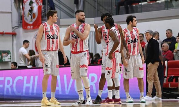 Benedetto XIV Cento - Cento, prima partita della fase salvezza contro Latina