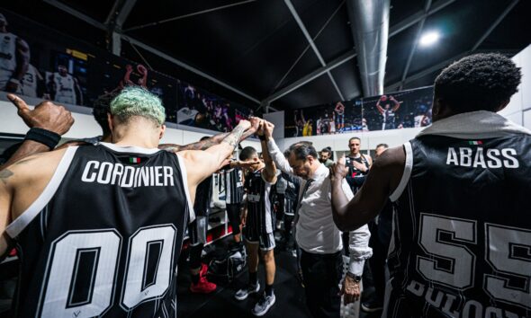 Virtus Bologna negli spogliatoi