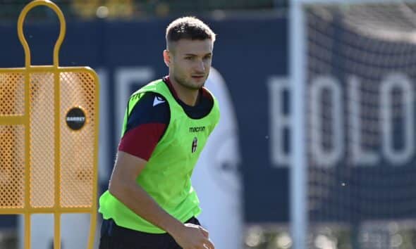 Stefan Posch in allenamento con il Bologna (©Bologna FC 1909)