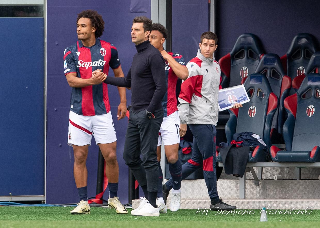 Joshua Zirkzee e Thiago Motta