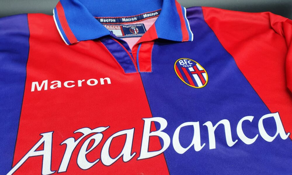 La maglia del Bologna stagione 2002/03