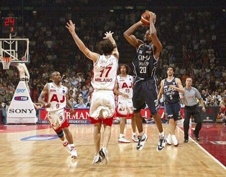 Ruben Douglas (© Fortitudo Flats Service Bologna)