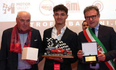 Lando Norris riceve il Trofeo Bandini. Faenza, 10 dicembre 2023.