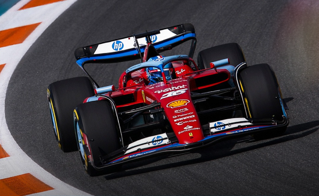 Charles Leclerc in azione durante la Gara Sprint del GP di Miami