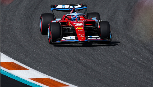 Charles Leclerc in azione durante le qualifiche del GP di Miami 2024
