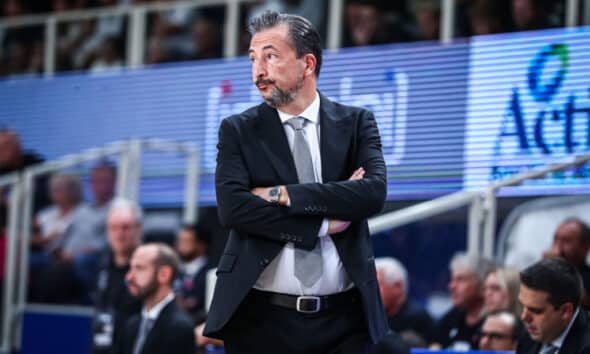 Virtus Bologa Banchi dimissioni