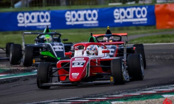 Freddie Slater ha vinto Gara 3 della F4 Italia a Imola (© Marco Montrone per 1000 Cuori Rossoblu)