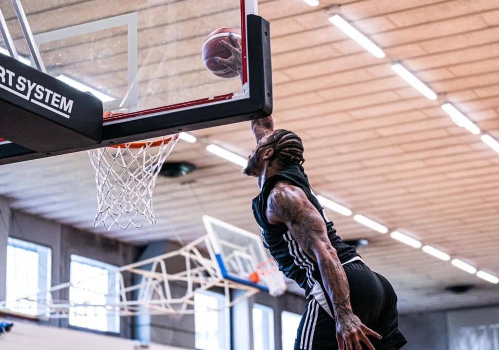 Rayjon Tucker (©Virtus Pallacanestro)