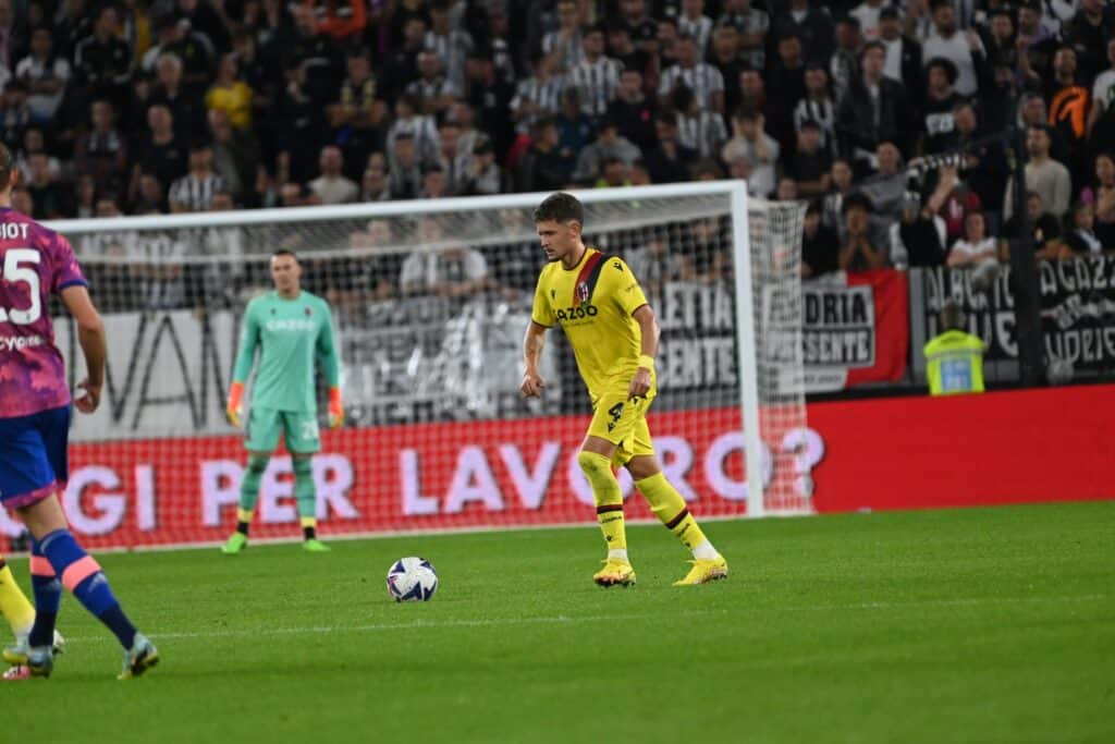 Joaquin Sosa all'esordio in maglia rossoblù per Juventus-Bologna (©Bologna FC 1909)