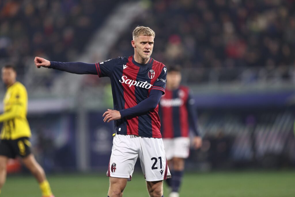 Jens Odgaard durante Bologna-Borussia Dortmund