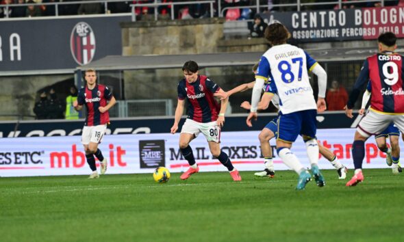 Giovanni Fabbian in Bologna-Verona (© Bologna FC 1909)