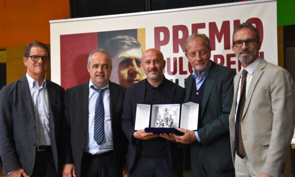 Vincenzo Italiano e Renzo Ulivieri al 'Premio Bulgarelli Number 8' (©1000cuorirossoblù)
