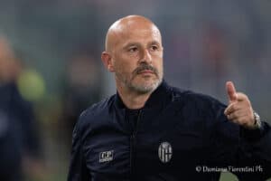 Vincenzo Italiano durante Fiorentina-Bologna (© Damiano Fiorentini)