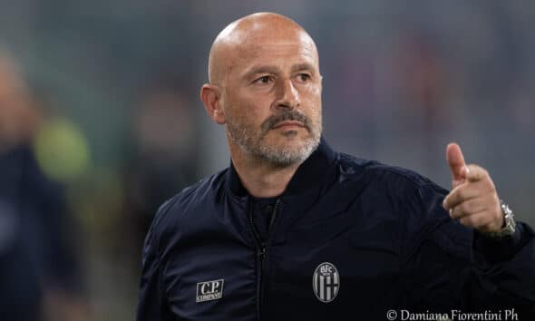 Vincenzo Italiano durante Fiorentina-Bologna (© Damiano Fiorentini)