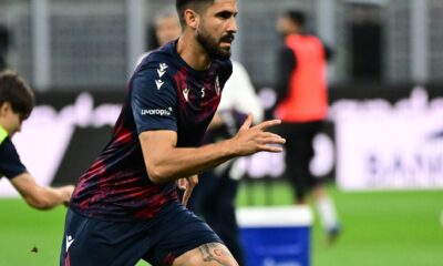 Martin Erlic in vetta all'Europa League con il Midtjylland (©Bologna FC 1909)