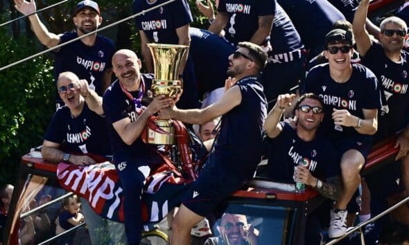 Riccardo Orsolini e il Bologna (© Bologna FC 1909)