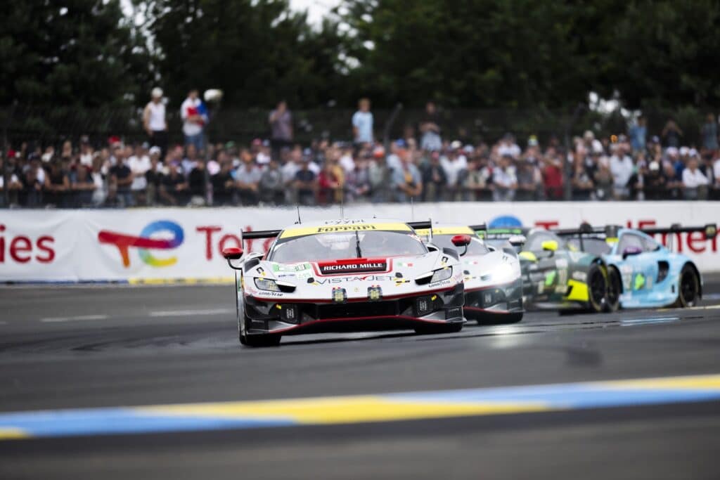 La #21 Ferrari è stata protagonista di una grandissima rimonta (© DPPI - ACO)