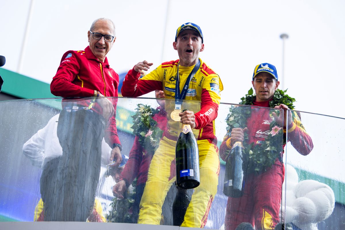 Robert Kubica, vincitore della 24 Ore di Le Mans 2025 (© DPPI - ACO)