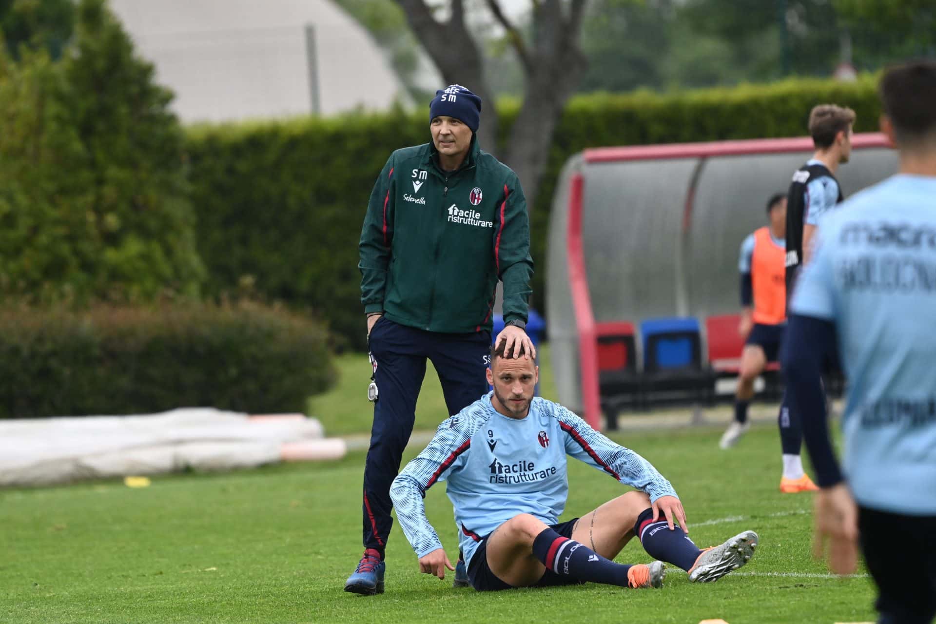 Sinisa Mihajlovic e Marko Arnautovic in allenamento (© Bologna FC 1909)