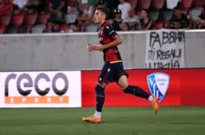 Antonio Raimondo in maglia rossoblù (© Bologna FC 1909)