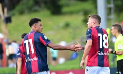 Dan Ndoye e Ciro Immobile impegnati nell’amichevole contro il Gotschild Jochtal