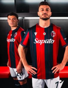 La nuova maglia home del Bologna 2025/26 (© Bologna FC 1909 via Instagram)