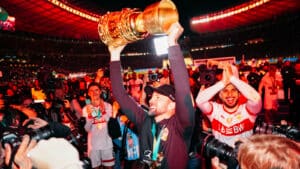 Lo Stoccarda alza la Coppa di Germania (DFB-Pokal) nel 2025 (© VfB Stuttgart)