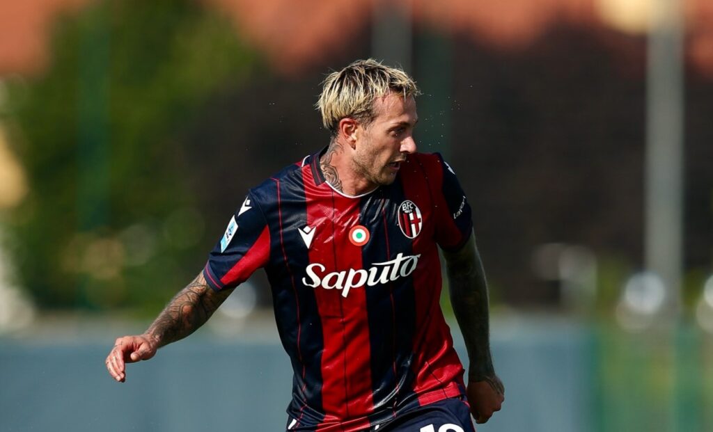 Federico Bernardeschi nell'amichevole contro la Vis Pesaro (©Bologna FC 1909)