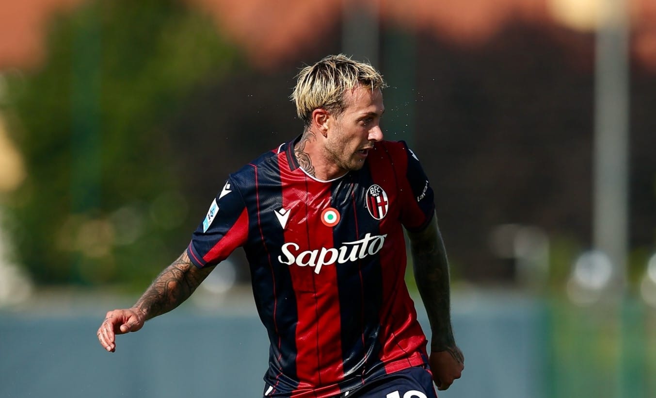 Federico Bernardeschi nell'amichevole contro la Vis Pesaro (©Bologna FC 1909)