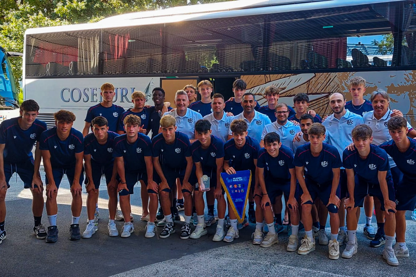 Il gruppo del Bologna under 18