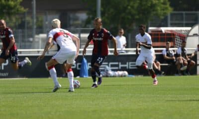 Jesper Karlsson in amichevole con lo Stoccarda (© Bologna FC 1909)