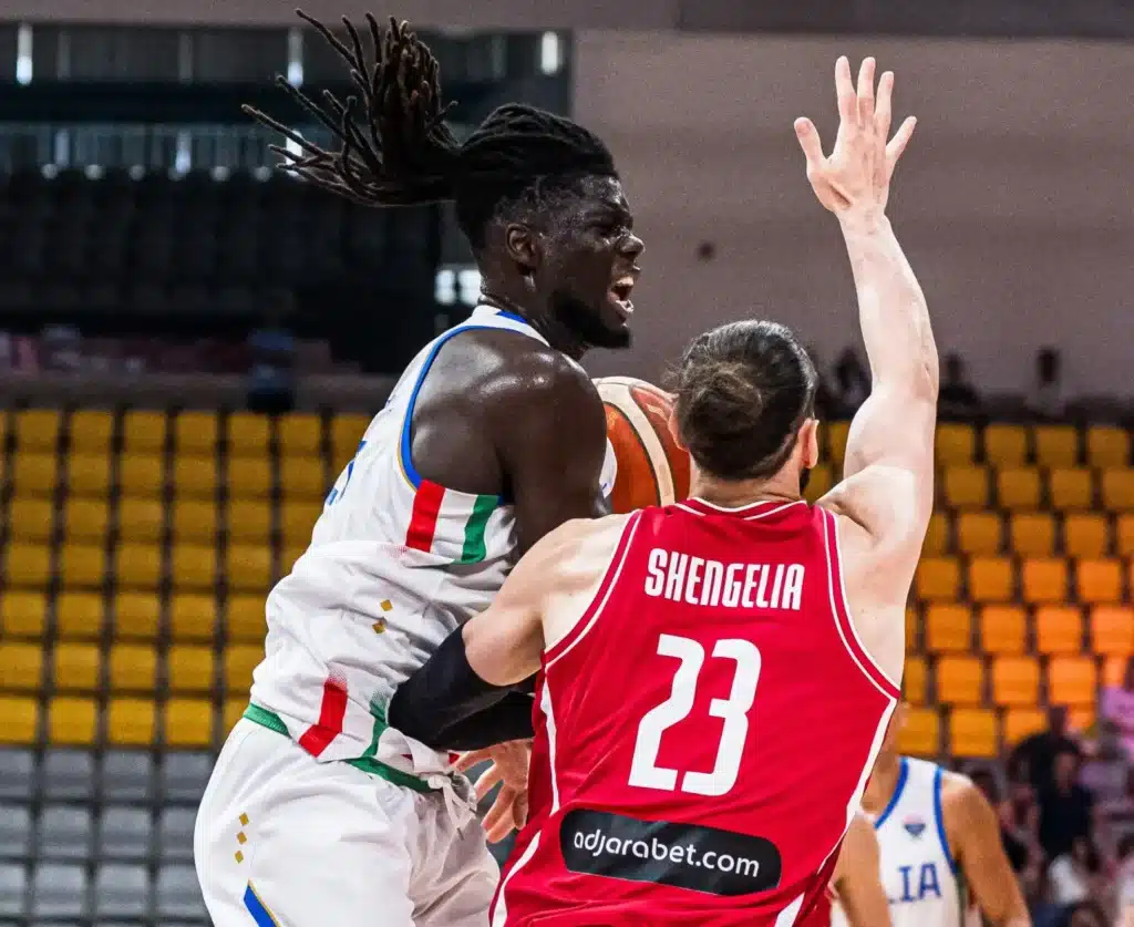 Diouf contro Shengelia (©Eurobasket)