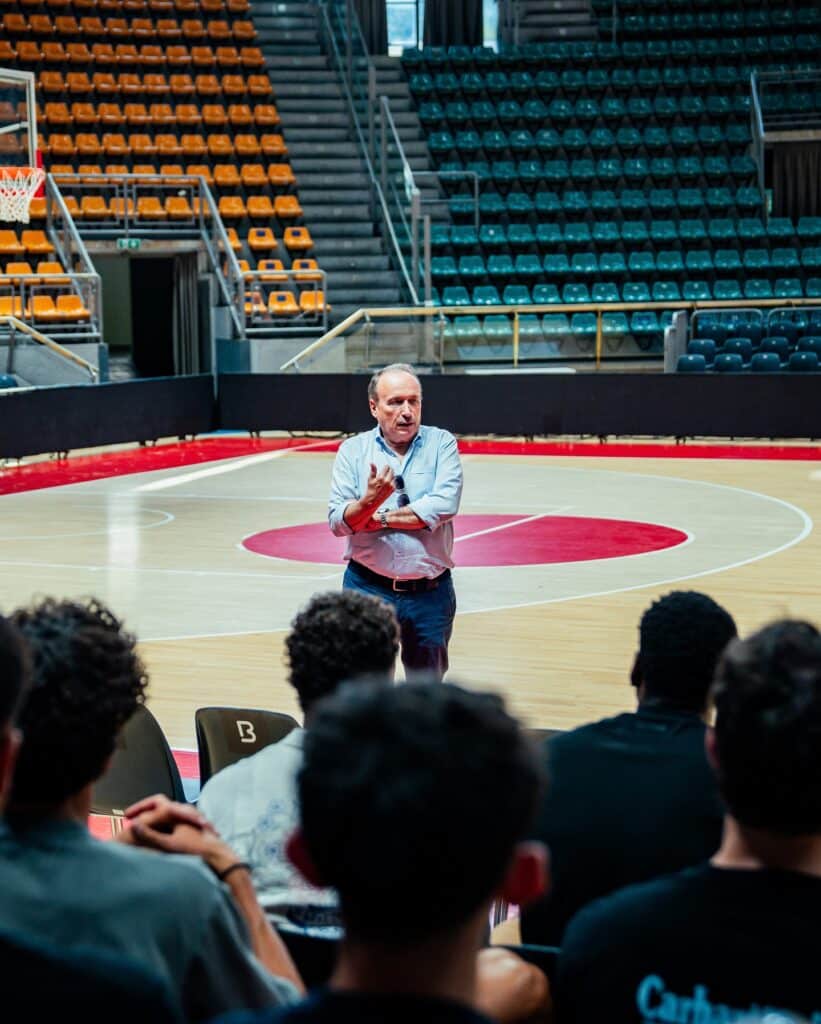 Il raduno della Fortitudo (©Marco Melotti - Fortitudo Pallacanestro Bologna 103)