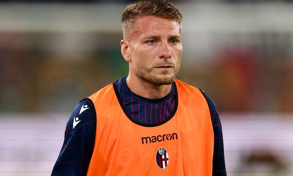 Ciro Immobile nel riscaldamento del match con la Roma crediti Bologna Fc 1909