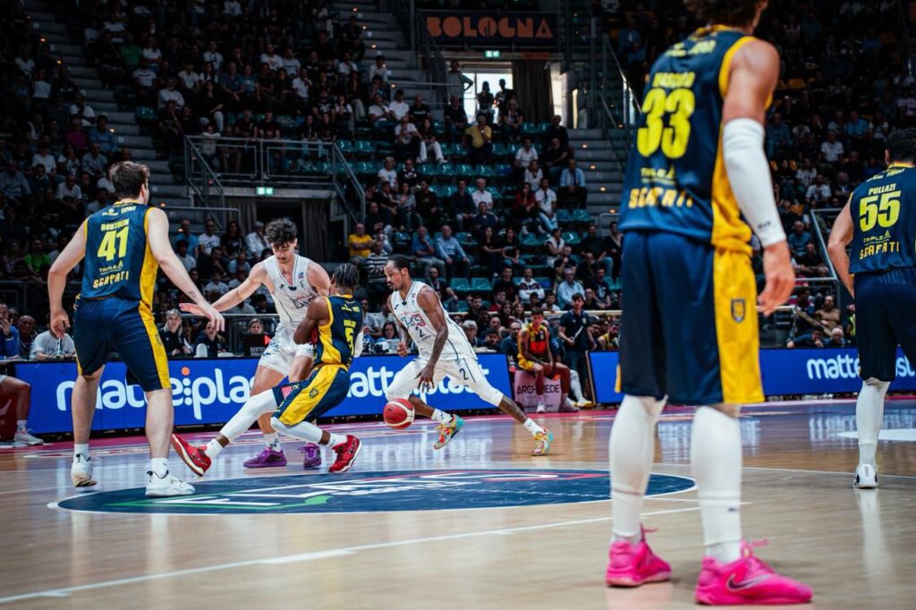 Fortitudo Flats Service Bologna - Givova Scafati (©Fortitudo Flats Service Bologna)