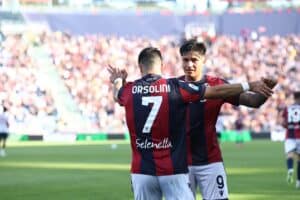 Riccardo Orsolini e Santiago Castro (© Bologna FC 1909)