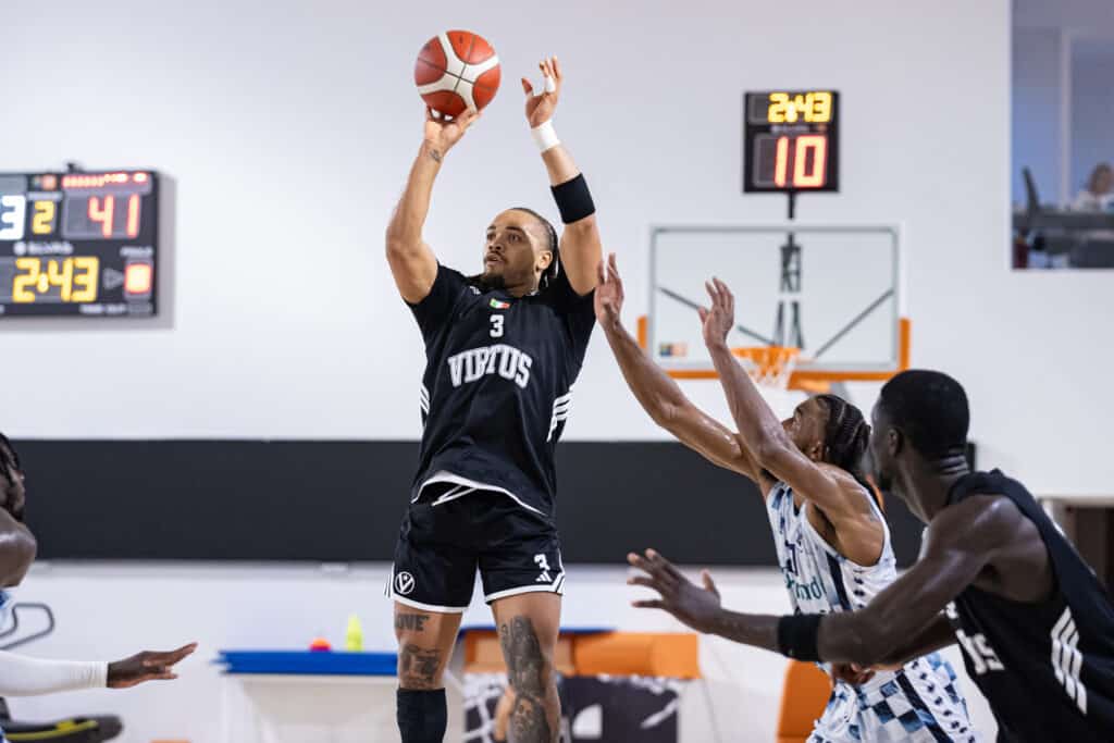 Carsen Edwards Virtus Bologna