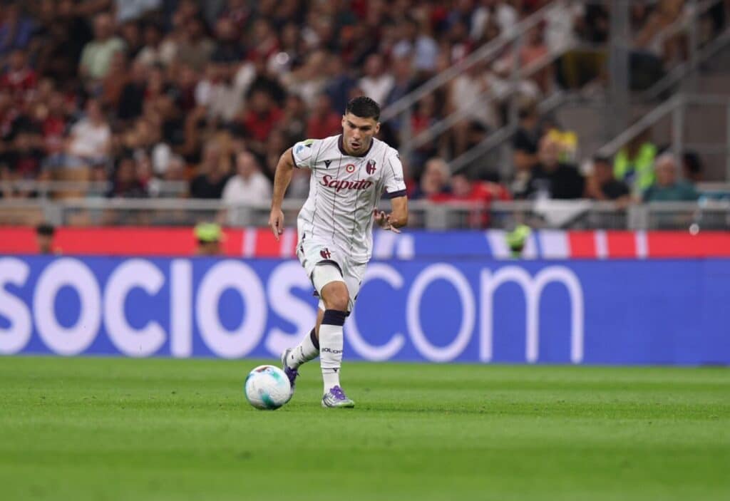 Nicolò Cambiaghi in azione in Milan-Bologna (© Bologna FC 1909)