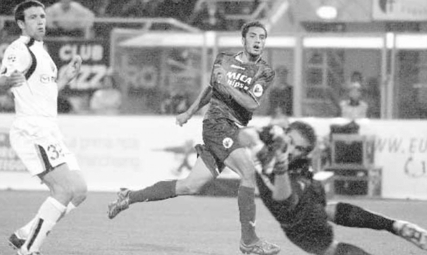 Meghni segna il secondo gol (L'Unità)