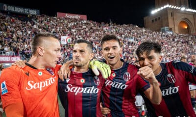 Skorupski Freuler Moro e Castro festeggiano dopo Bologna-Como crediti Damiano Fiorentini
