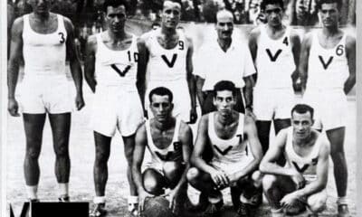 Virtus Pallacanestro Quindicesima puntata. La Virtus del primo scudetto vinto a Viareggio: Marinelli, Dondi, Calza, Foschi, Bersani, Vannini Girotti, Rapini, Cherubini.