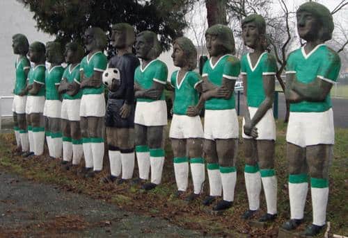 Gli undici del Chemie, statue a grandezza naturale (Bundesliga )
