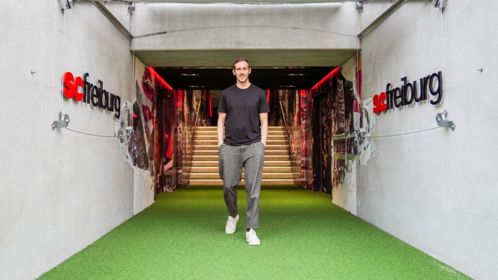 Julian Schuster, allenatore del Friburgo (© Profilo FB SC Freiburg)