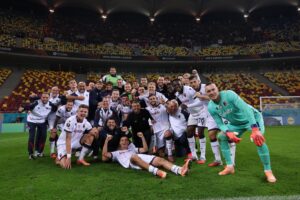 L'esultanza del Bologna dopo la vittoria in Europa League con la FCSB (© Bologna FC 1909)