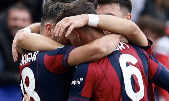 Calciomercato, si aggiorna il valore della rosa del Bologna (©Bologna FC 1909)
