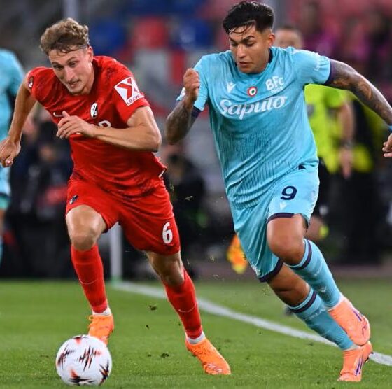 Castro in azione durante Bologna-Friburgo, in Europa League (© UEFA)