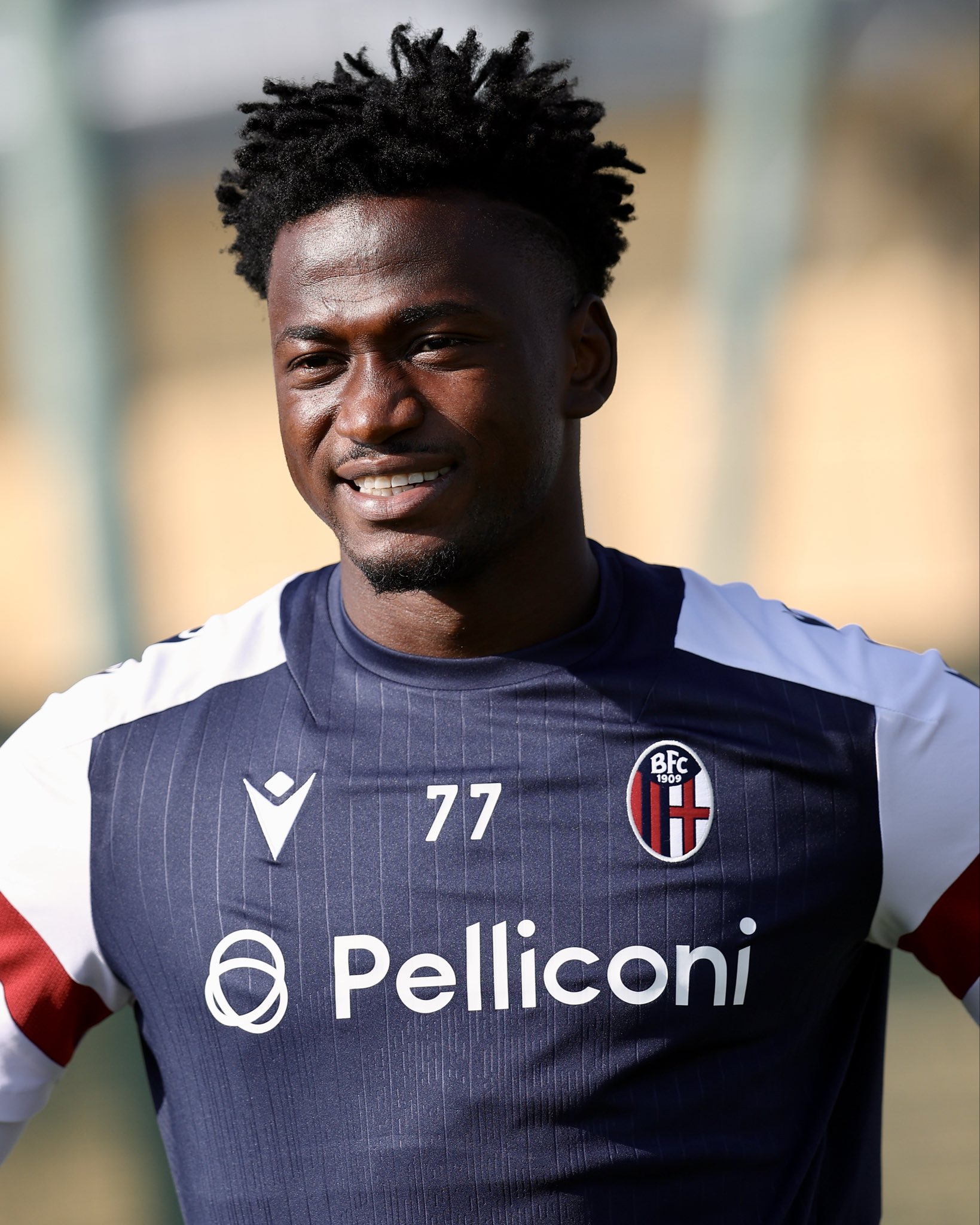 Ibrahim Sulemana di nuovo in gruppo (© Bologna FC)