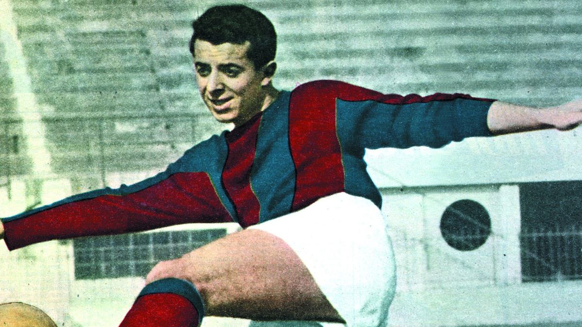 Il bomber rossoblù Gino Pivatelli (©Bologna FC 1909)