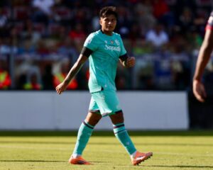 Santiago Castro durante Cagliari-Bologna (© Bologna FC 1909)